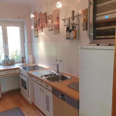 Family Apartment Linz Wohnen Mit Garten Am Fusse Des Poestlingbergs Top Lage Villenviertel Esterno foto