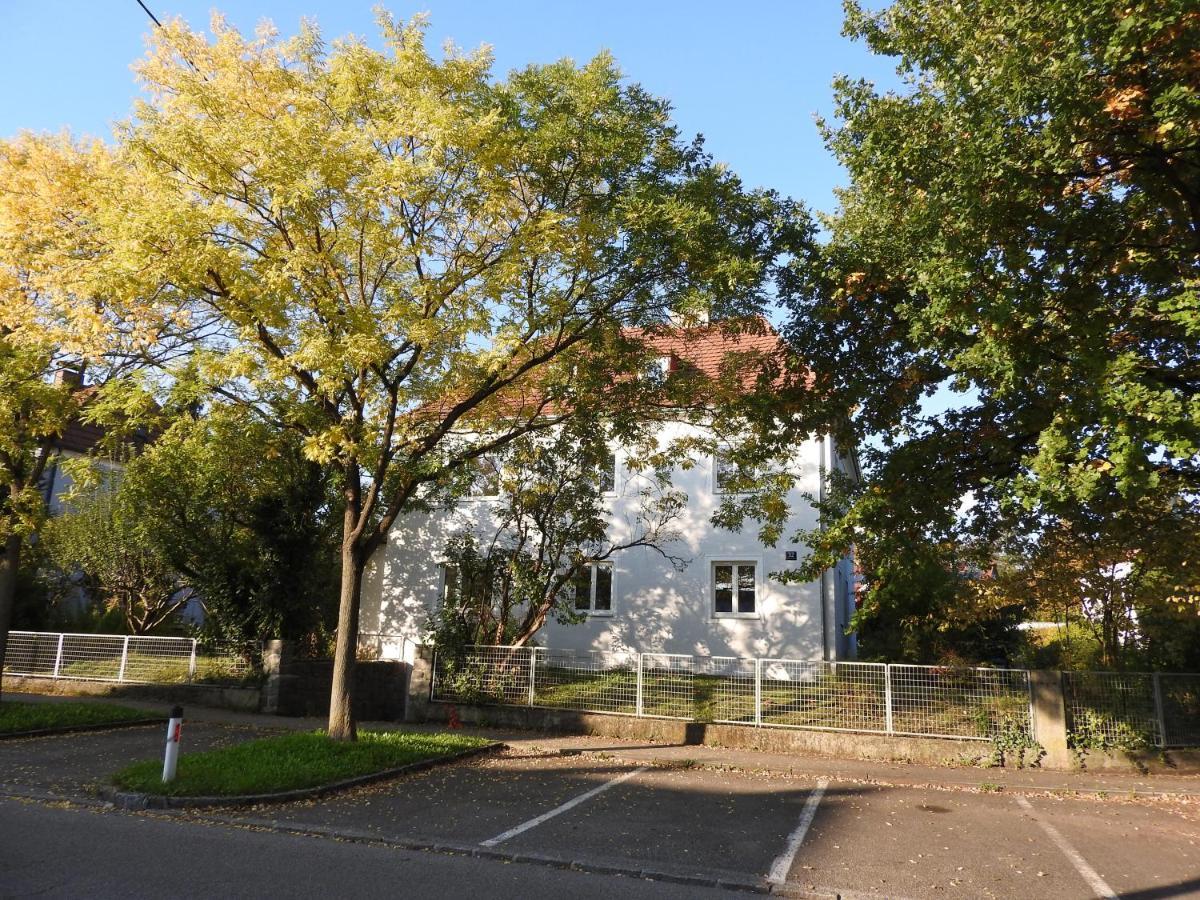 Family Wohnen Mit Garten Am Fusse Des Poestlingbergs Lage Villenviertel Linz